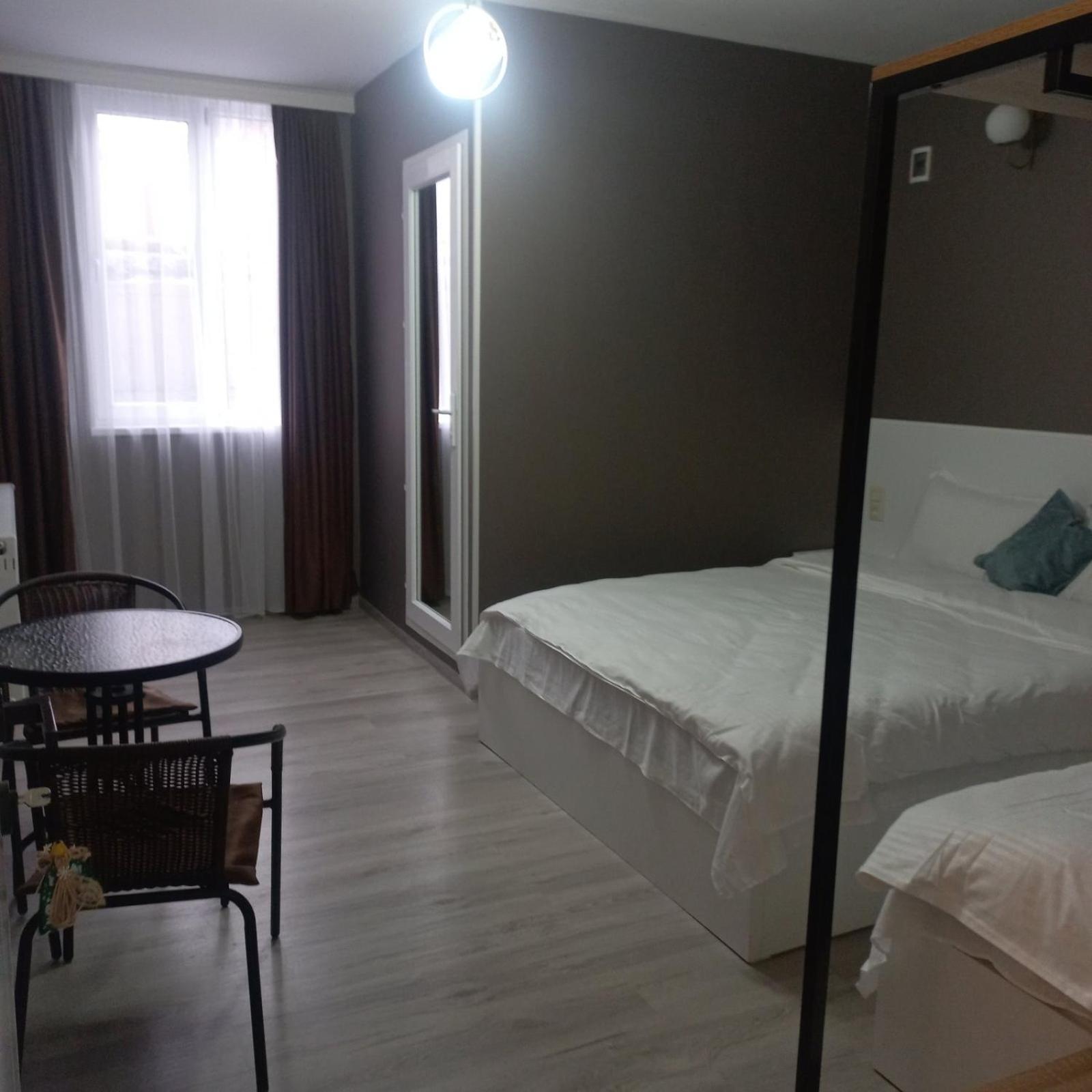 Ira & Vaso'S Guest House Borjomipark Номер фото
